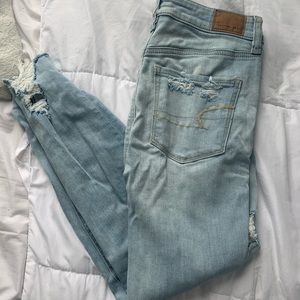 American Eagle ripped light blue jeans size 2